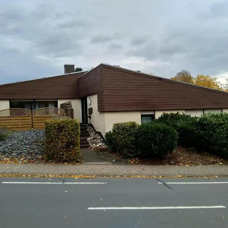 Kleine Ferienwohnung, Einzimmeraparment In Altenkirchen * Almersbach